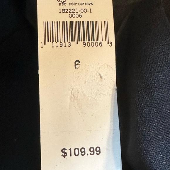 BANANA REPUBLIC - NWT Black Blazer. Size 6 - Picture 8 of 10